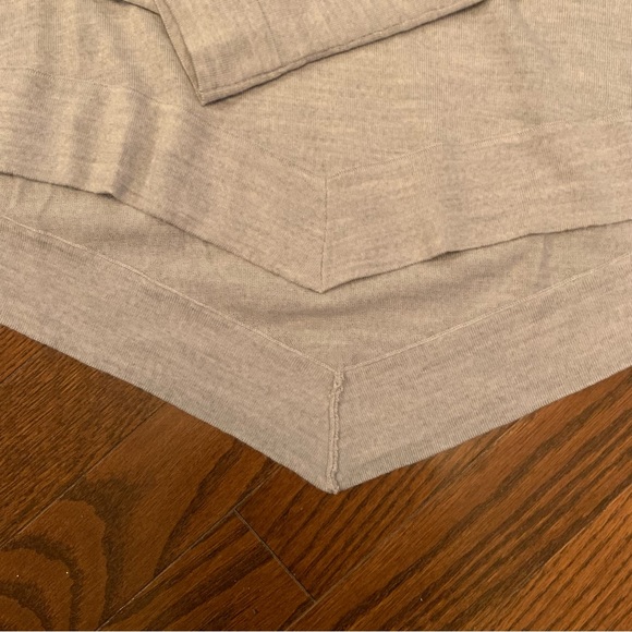 Derek Lam 10 Crosby Cropped V Sweater - Picture 5 of 9